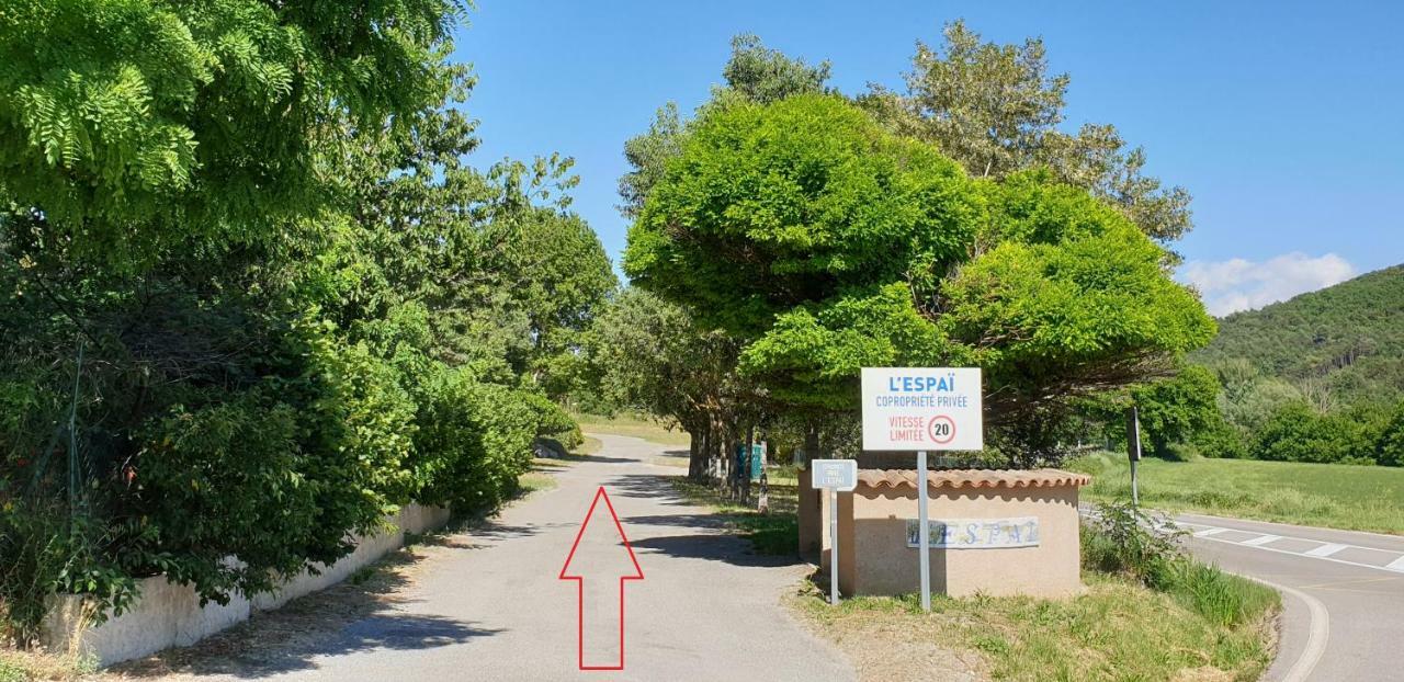 Mazet De Vacances Dans Le Domaine De L'Espai Saint-Martin-de-Brômes Dış mekan fotoğraf