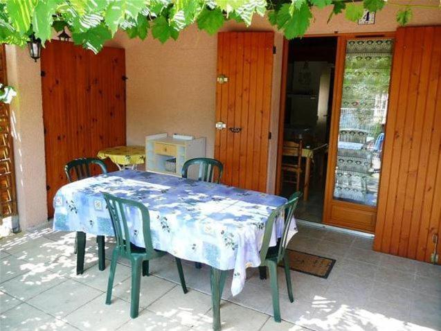 Mazet De Vacances Dans Le Domaine De L'Espai Saint-Martin-de-Brômes Dış mekan fotoğraf